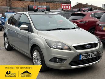 Ford Focus 1.8 Titanium 5dr