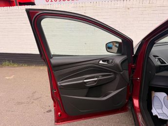 Ford Kuga 2.0 TDCi EcoBlue Titanium X Edition Powershift AWD Euro 6 (s/s) 