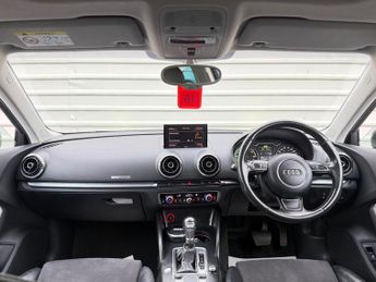 Audi A3 1.4 TFSI e-tron Sportback e-S Tronic Euro 6 5dr 8.8kWh