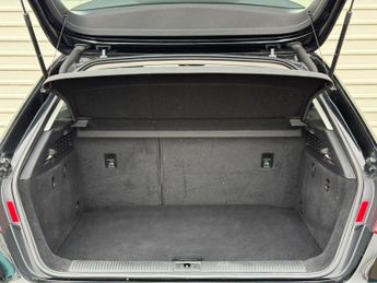 Audi A3 1.4 TFSI e-tron Sportback e-S Tronic Euro 6 5dr 8.8kWh