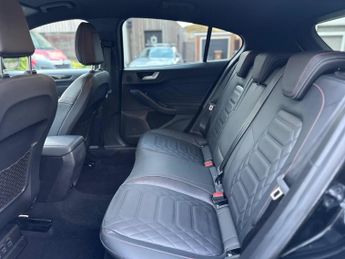 Ford Focus 1.0T EcoBoost MHEV ST-Line X DCT Euro 6 (s/s) 5dr