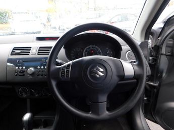 Suzuki Swift 1.5 GLX 5dr