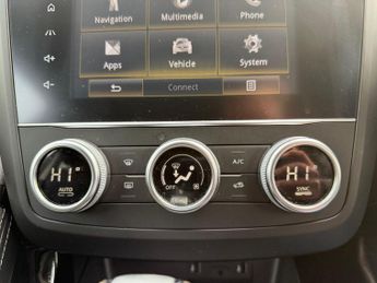 Renault KADJAR ICONIC TCE EDC