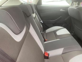 Ford Focus 1.6 Zetec Powershift Euro 5 5dr