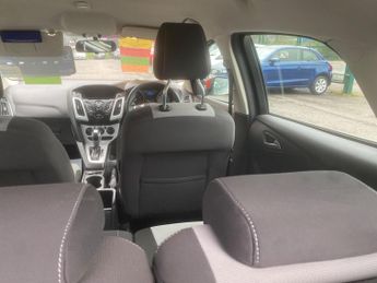 Ford Focus 1.6 Zetec Powershift Euro 5 5dr