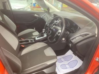 Ford Focus 1.6 Zetec Powershift Euro 5 5dr