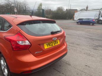 Ford Focus 1.6 Zetec Powershift Euro 5 5dr
