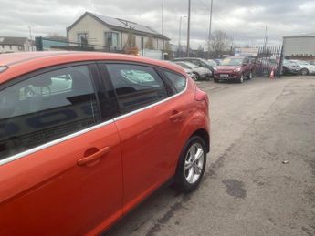 Ford Focus 1.6 Zetec Powershift Euro 5 5dr