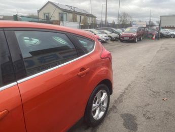 Ford Focus 1.6 Zetec Powershift Euro 5 5dr