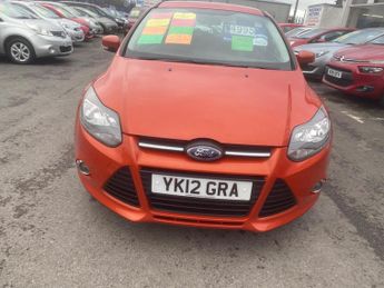 Ford Focus 1.6 Zetec Powershift Euro 5 5dr