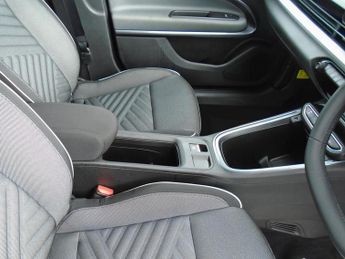 Fiat 600 1.2 MHEV e-DCT Euro 6 (s/s) 5dr