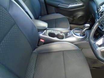 Nissan Juke 1.6 N-Connecta Auto Euro 6 5dr