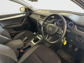 Skoda Octavia 1.0 TSI SE Drive Hatchback 5dr Petrol Manual Euro 6 (s/s) (115 p