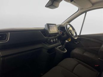 Renault Trafic 2.0 dCi Blue SL28 Sport Panel Van 5dr Diesel Manual L1 H1 Euro 6