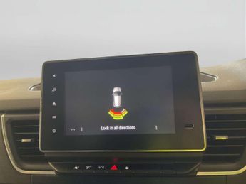 Renault Trafic 2.0 dCi Blue SL28 Sport Panel Van 5dr Diesel Manual L1 H1 Euro 6