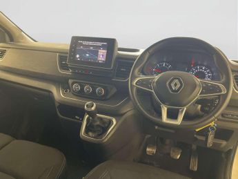 Renault Trafic 2.0 dCi Blue SL28 Sport Panel Van 5dr Diesel Manual L1 H1 Euro 6