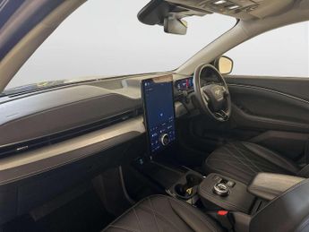 Ford Mustang Mach-E Standard Range 70kWh SUV 5dr Electric Automatic (269 ps)