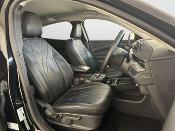 Ford Mustang Mach-E Standard Range 70kWh SUV 5dr Electric Automatic (269 ps)