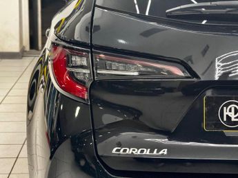 Toyota Corolla 2.0 VVT-h Excel Touring Sports CVT Euro 6 (s/s) 5dr