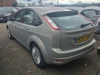 Ford Focus 1.6 Titanium 5dr