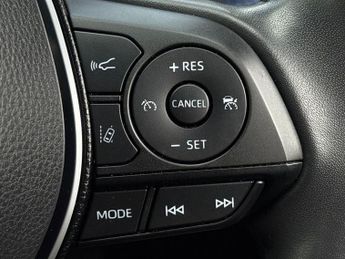 Toyota RAV4 2.5 VVT-h Dynamic SUV 5dr Petrol Hybrid CVT Euro 6 (s/s) (218 ps