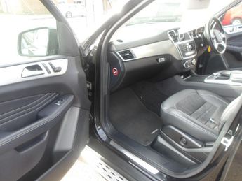 Mercedes-Benz M Class 2.1 ML250 BlueTEC AMG Line G-Tronic 4WD Euro 6 (s/s) 5dr