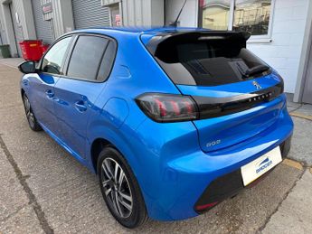 Peugeot 208 1.2 PureTech Allure Premium + EAT Euro 6 (s/s) 5dr