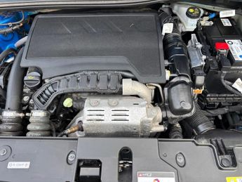 Peugeot 208 1.2 PureTech Allure Premium + EAT Euro 6 (s/s) 5dr