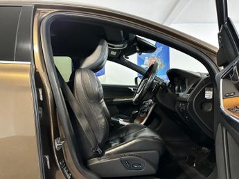 Volvo XC60 2.0 T5 SE Premium Powershift Euro 6 5dr