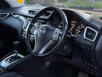 Nissan Qashqai 1.6 dCi Tekna XTRON 2WD Euro 5 (s/s) 5dr
