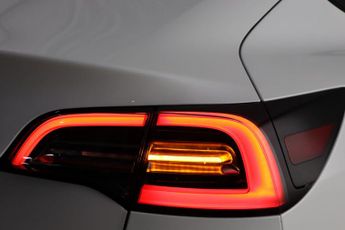 Tesla Model 3 (Dual Motor) Long Range Auto 4WDE 4dr