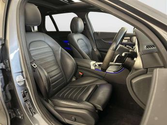 Mercedes-Benz C Class 2.0 C300e 13.5kWh AMG Line Night Edition (Premium Plus) Estate 5