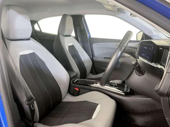Vauxhall Mokka Electric 50kWh Elite Nav Premium SUV 5dr Electric Auto (136 ps)