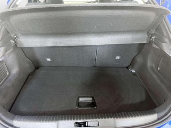 Vauxhall Mokka Electric 50kWh Elite Nav Premium SUV 5dr Electric Auto (136 ps)