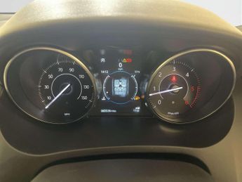 Jaguar E-PACE 2.0 D150 R-Dynamic SUV 5dr Diesel Manual Euro 6 (s/s) (150 ps)