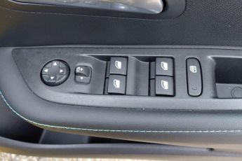 Peugeot 208 1.2 PureTech Allure Premium + Hatchback 5dr Petrol EAT Euro 6 (s