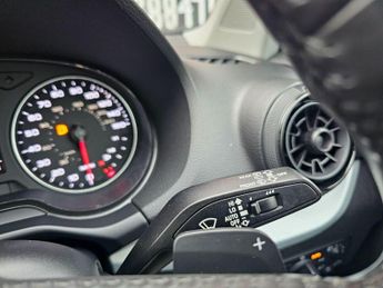 Audi Q2 1.4 TFSI CoD SE S Tronic Euro 6 (s/s) 5dr