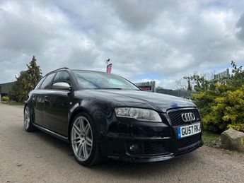 Audi RS4 4.2 quattro 5dr