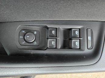 Volkswagen Passat 2.0 TDI SE Business DSG Euro 6 (s/s) 5dr
