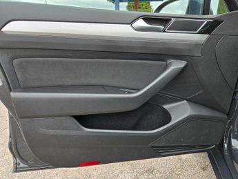 Volkswagen Passat 2.0 TDI SE Business DSG Euro 6 (s/s) 5dr