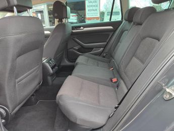 Volkswagen Passat 2.0 TDI SE Business DSG Euro 6 (s/s) 5dr