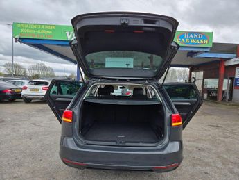 Volkswagen Passat 2.0 TDI SE Business DSG Euro 6 (s/s) 5dr