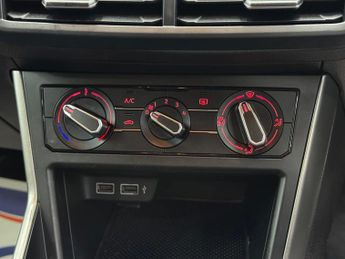 Volkswagen Polo 1.0 TSI Match DSG Euro 6 (s/s) 5dr