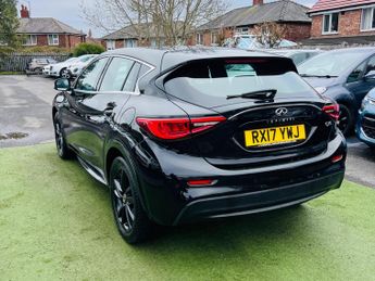 Infiniti Q30 1.5d SE Euro 6 (s/s) 5dr