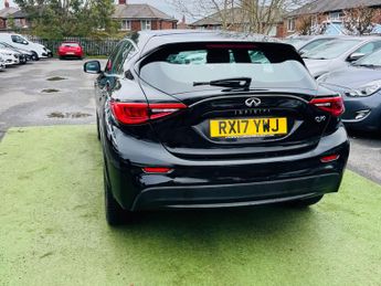 Infiniti Q30 1.5d SE Euro 6 (s/s) 5dr