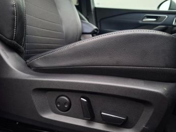 Nissan Qashqai 1.3 DIG-T MHEV Tekna XTRON Euro 6 (s/s) 5dr