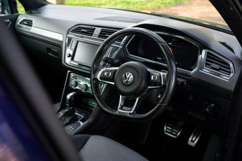 Volkswagen Tiguan 2.0 TDI BlueMotion Tech R-Line DSG 4Motion Euro 6 (s/s) 5dr
