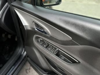 Vauxhall Mokka 1.6 CDTi Exclusiv 2WD Euro 6 (s/s) 5dr