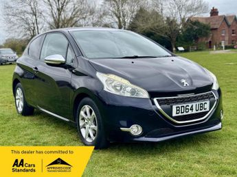 Peugeot 208 1.2 VTi PureTech Style Euro 5 3dr