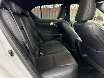 Lexus CT 1.8 200h F Sport CVT Euro 6 (s/s) 5dr